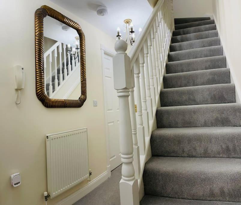 Workers Retreat - Sea View & Parking Villa Hartlepool Bagian luar foto